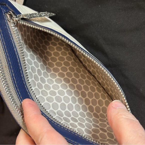 Brighton Crossbody Bag in Cream and Blue - Picture 7 of 8